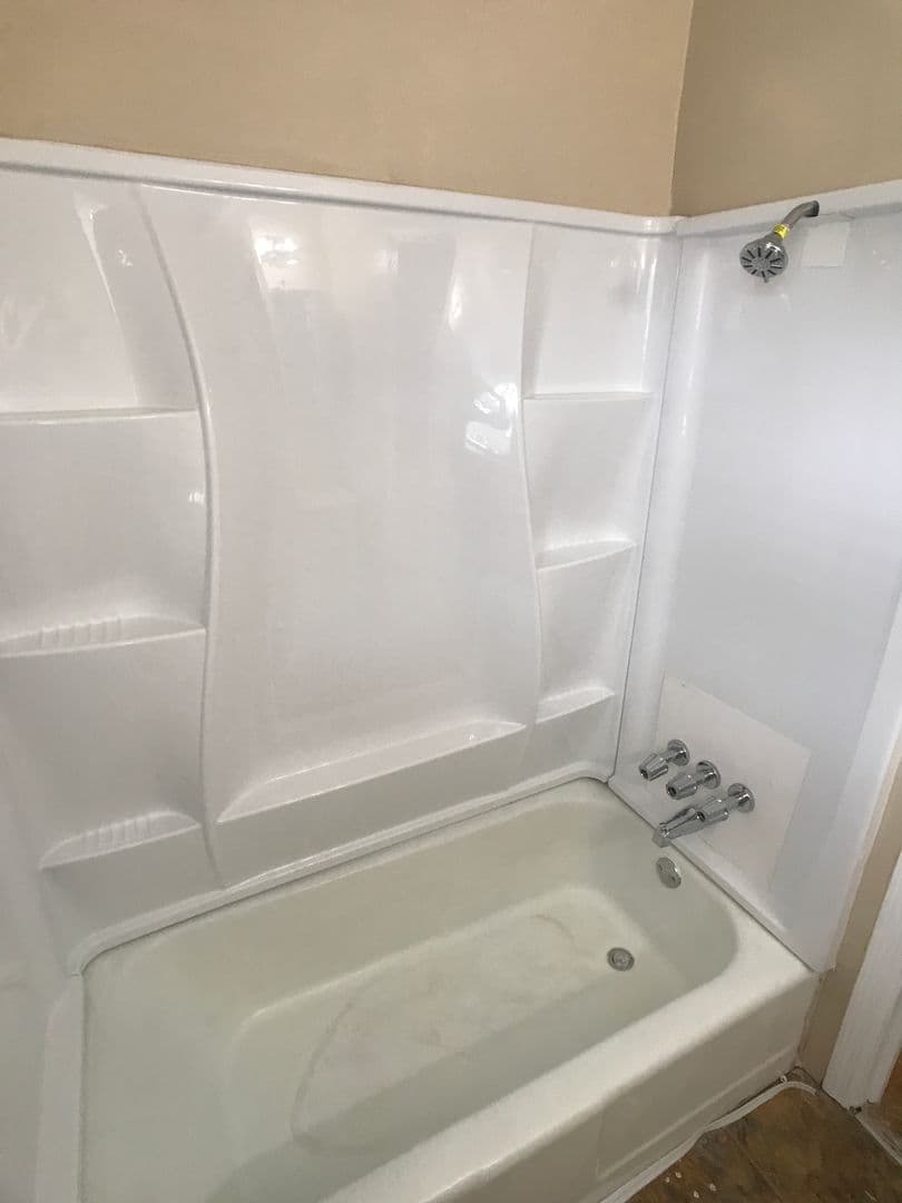 Savannah House: 1122 1/2 E 37th St