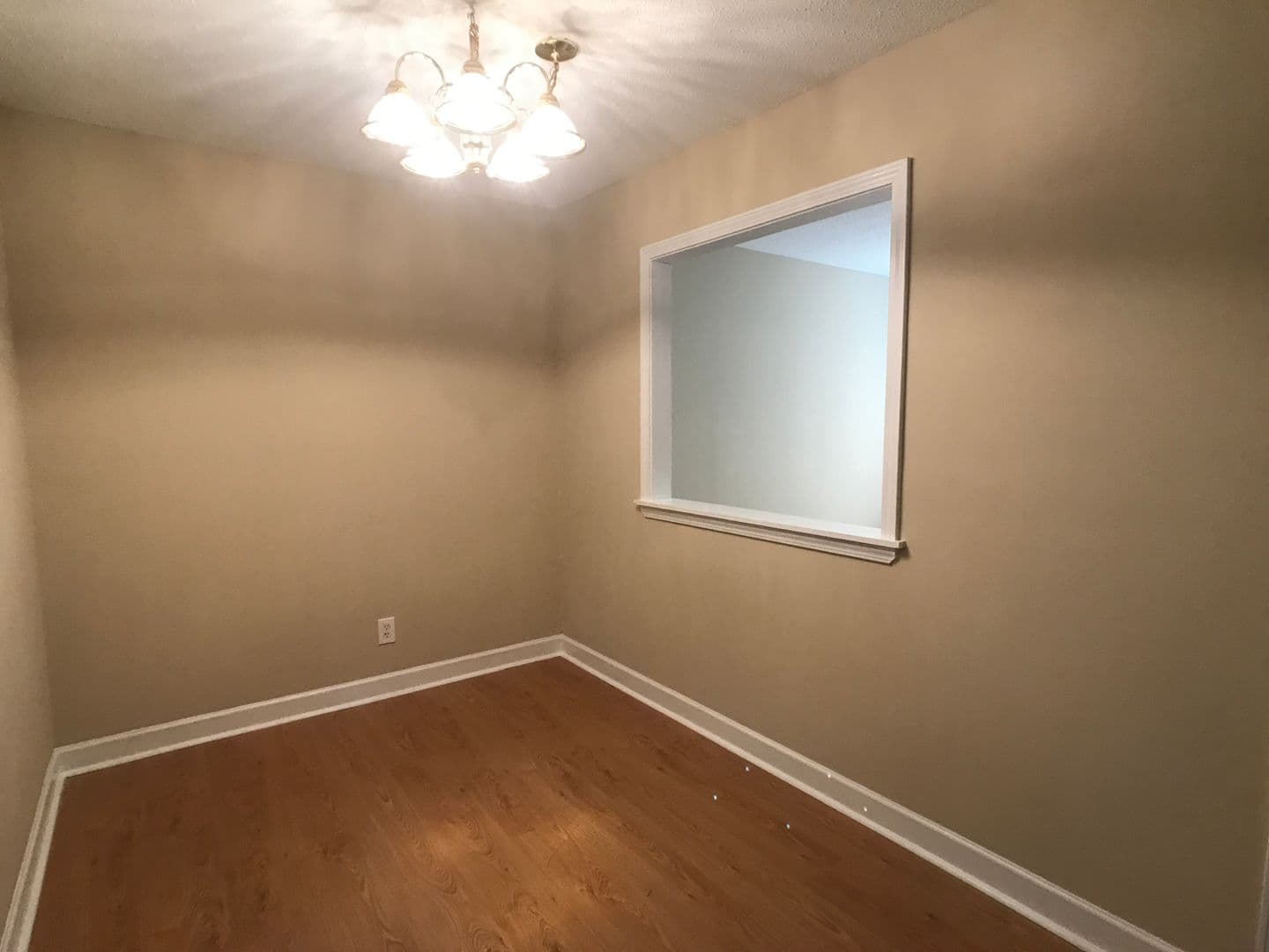 Savannah Apartment: 10612 Middleground Rd