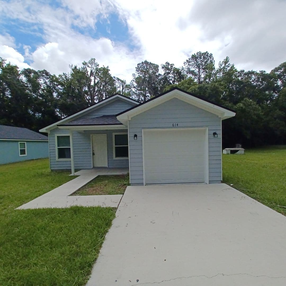 Hastings House: 614 Hannah St