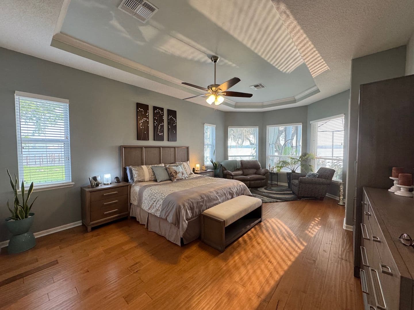 Jacksonville House: 4911 Toproyal Ln