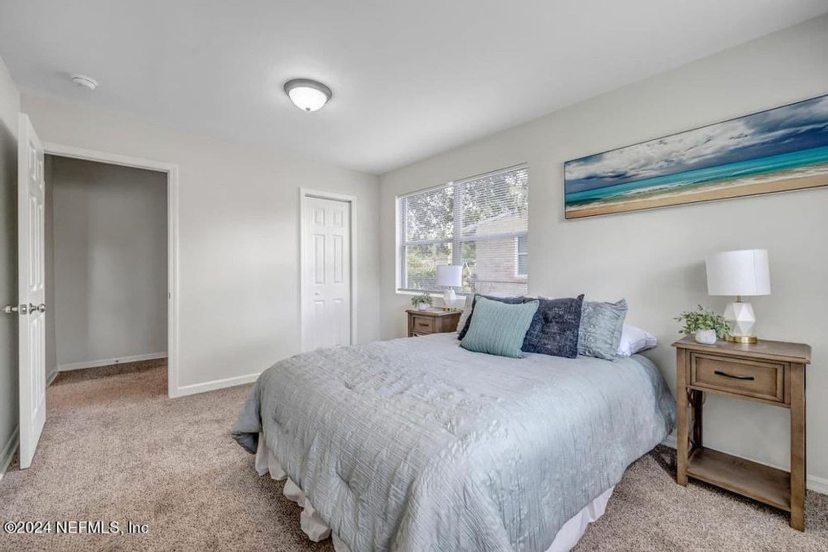 Jacksonville House: 10348 Westmar Rd