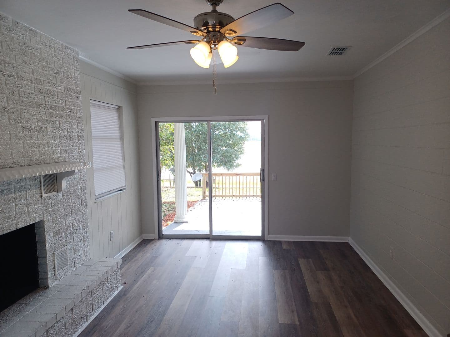 Keystone Heights House: 5869-A White Sands Road