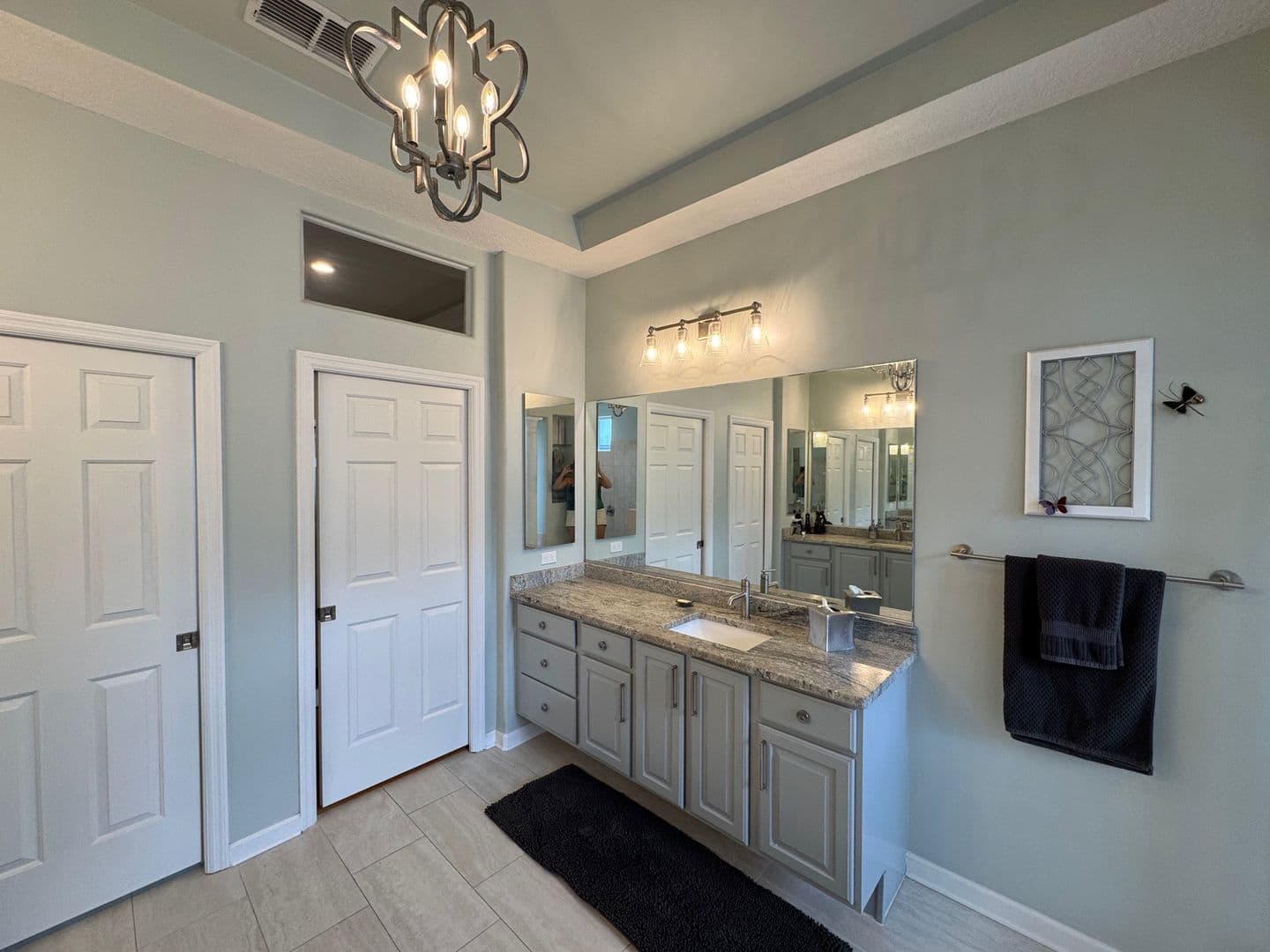 Jacksonville House: 4911 Toproyal Ln
