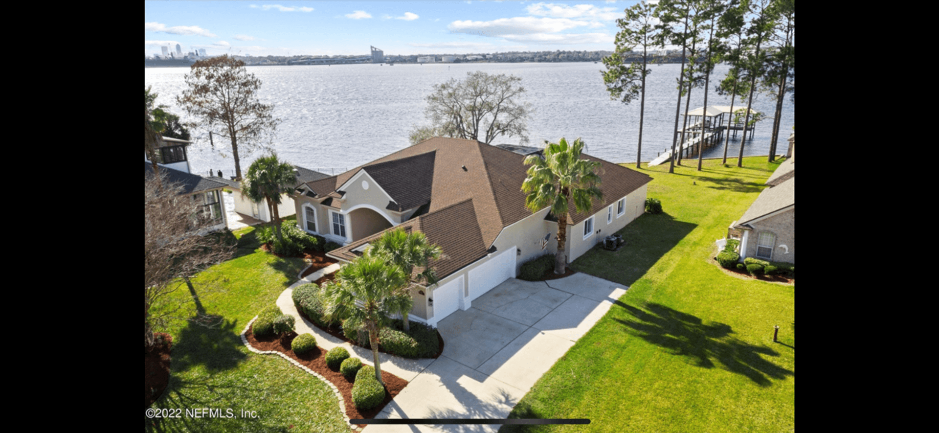 Jacksonville House: 4911 Toproyal Ln
