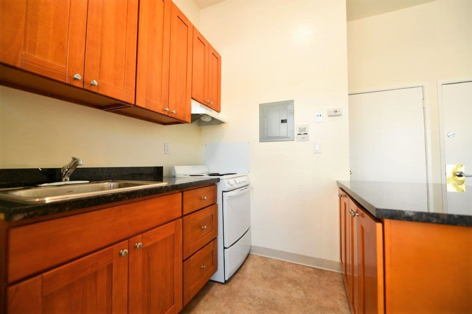 Berkeley Apartment: 2430 Dwight Way/2550 Telegraph Avenue