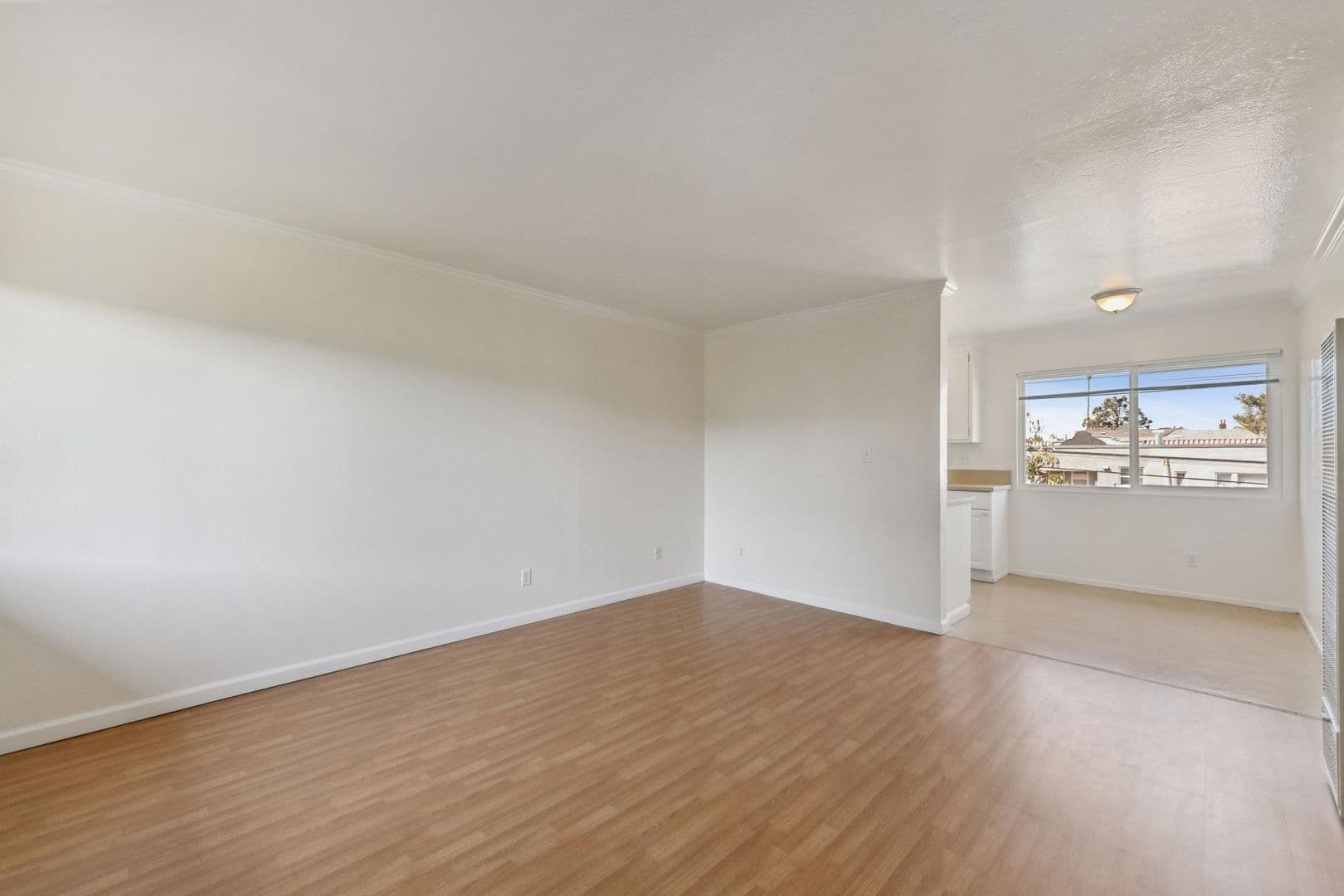 Oakland Apartment: 434 E. 17th Street