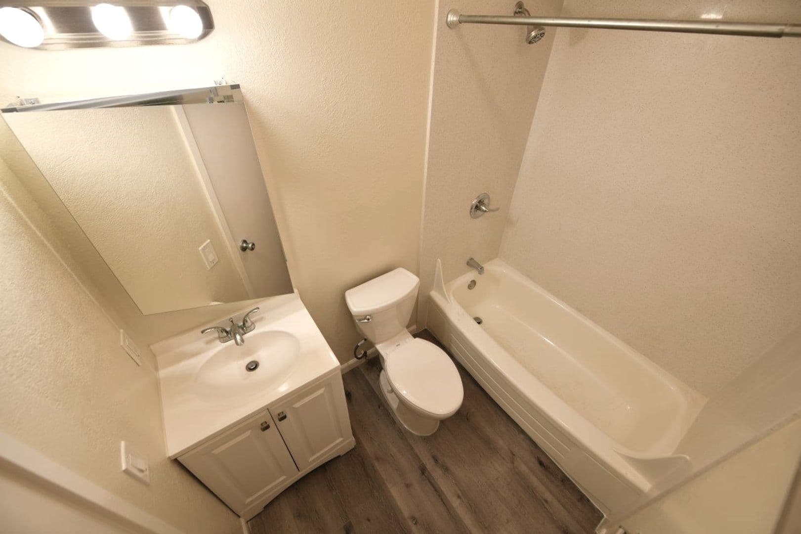 Berkeley Apartment: 2415 College Avenue