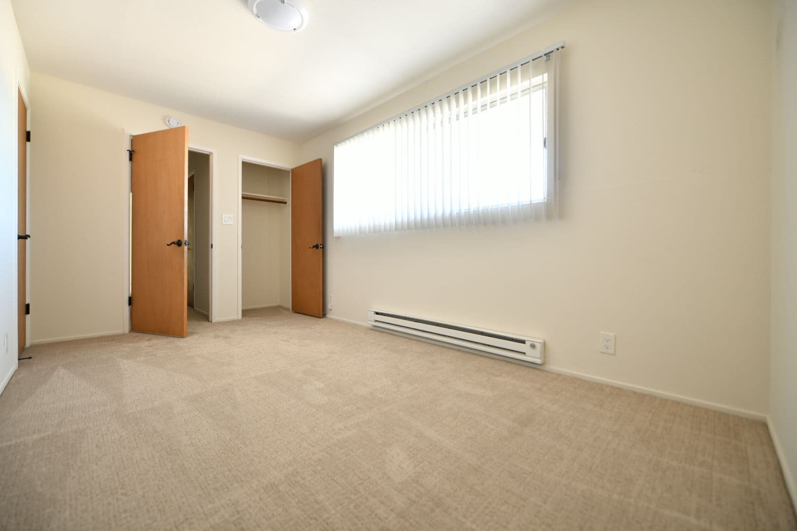 Alameda Apartment: 2031 Shoreline Drive