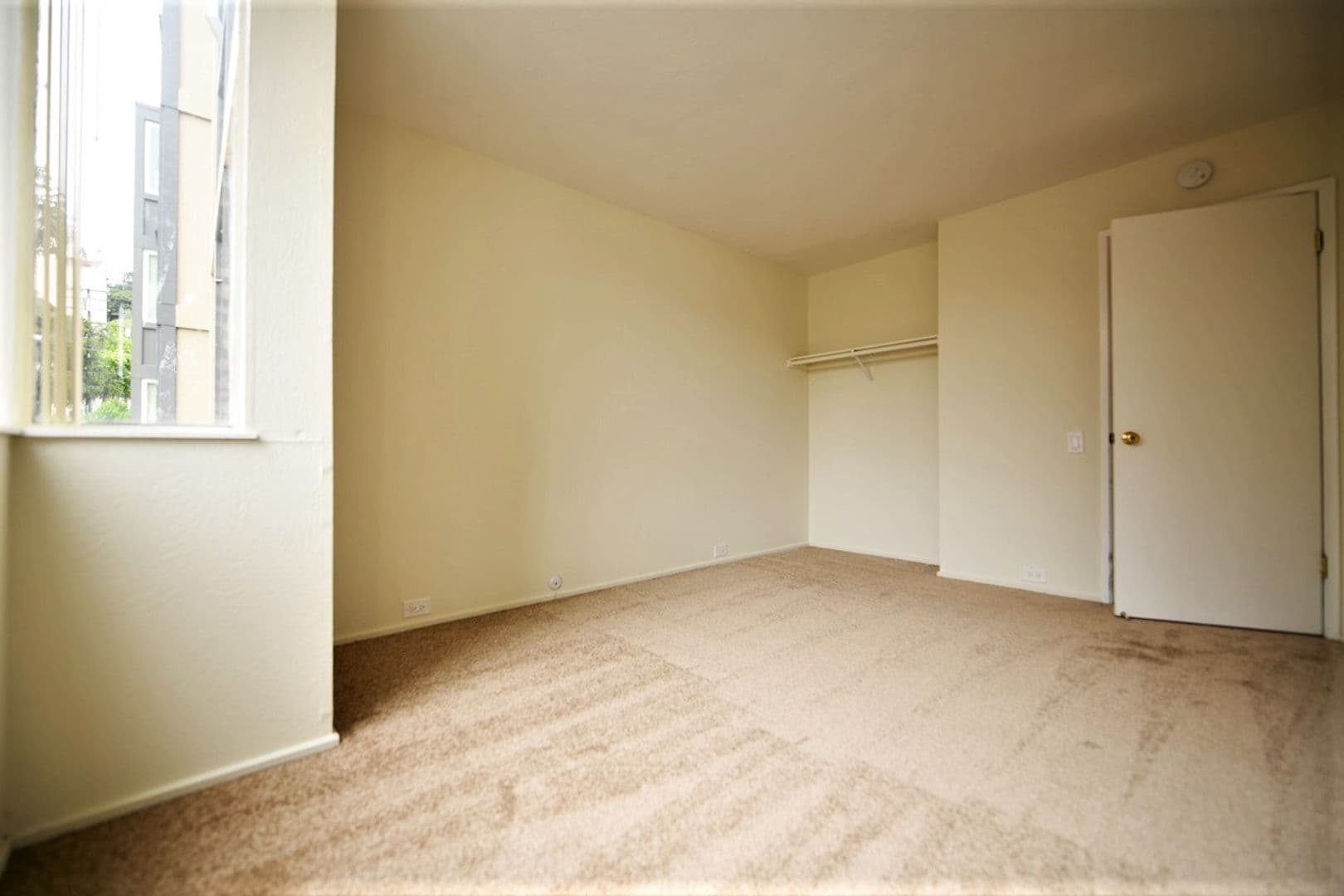 Berkeley Apartment: 2310 Piedmont Avenue