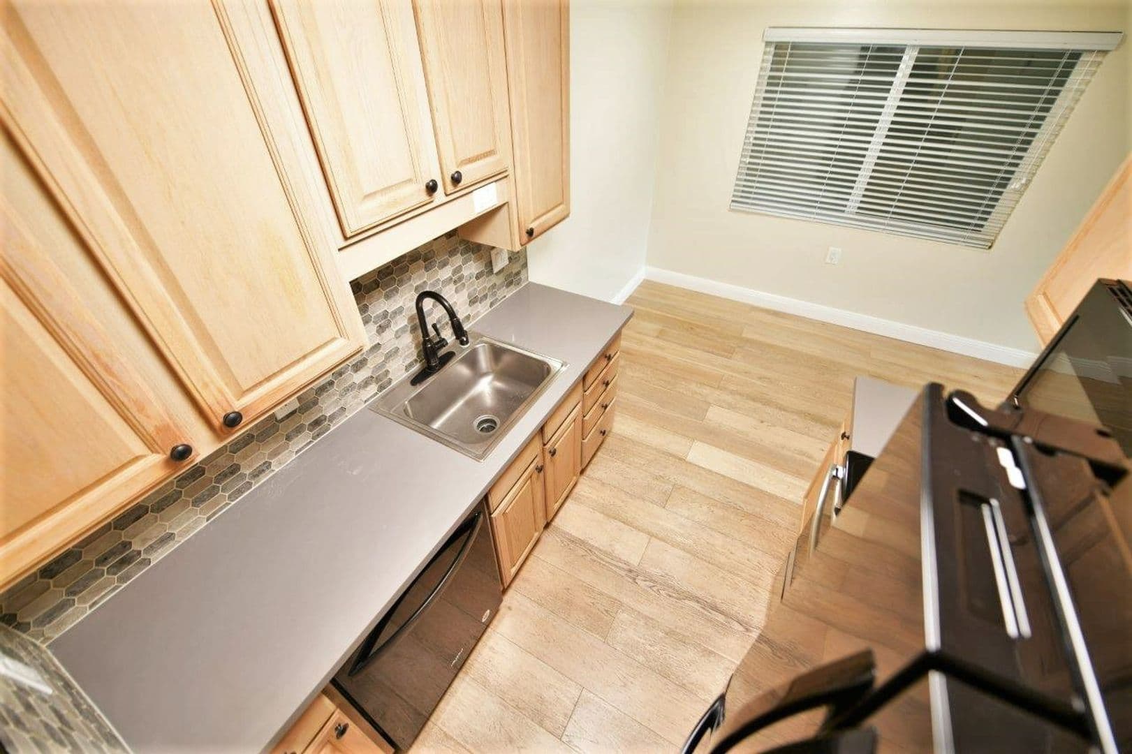Danville Apartment: 201 W. Prospect Avenue