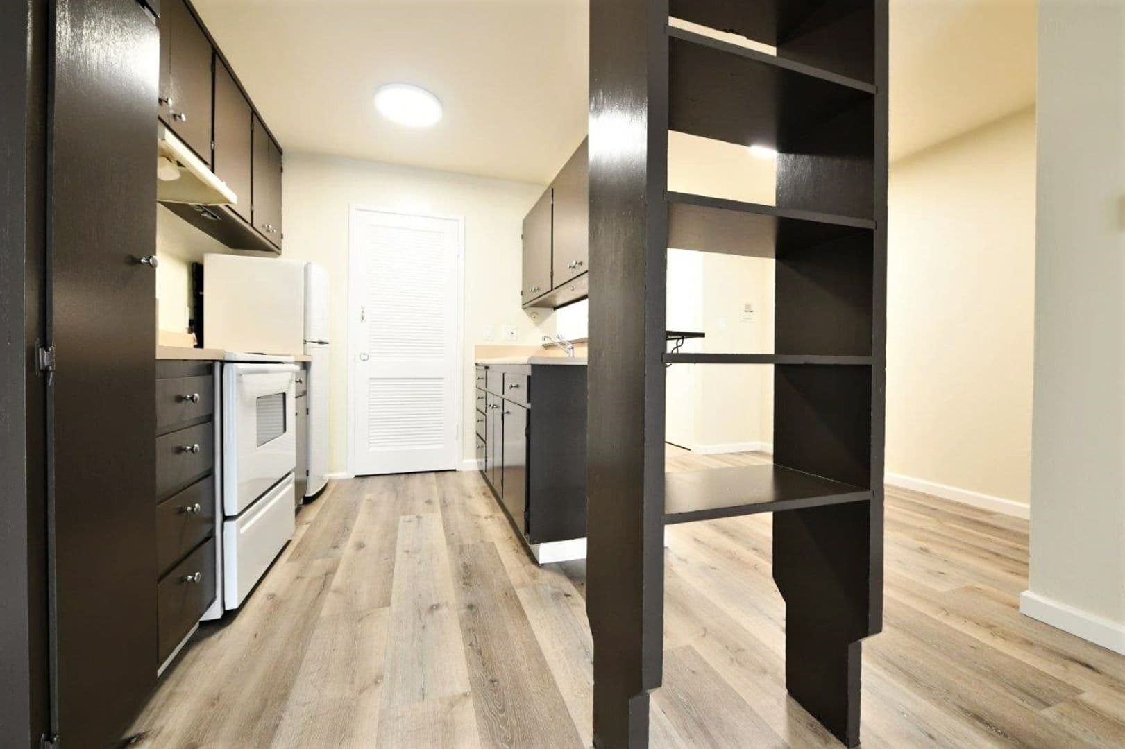 Berkeley Apartment: 2415 College Avenue