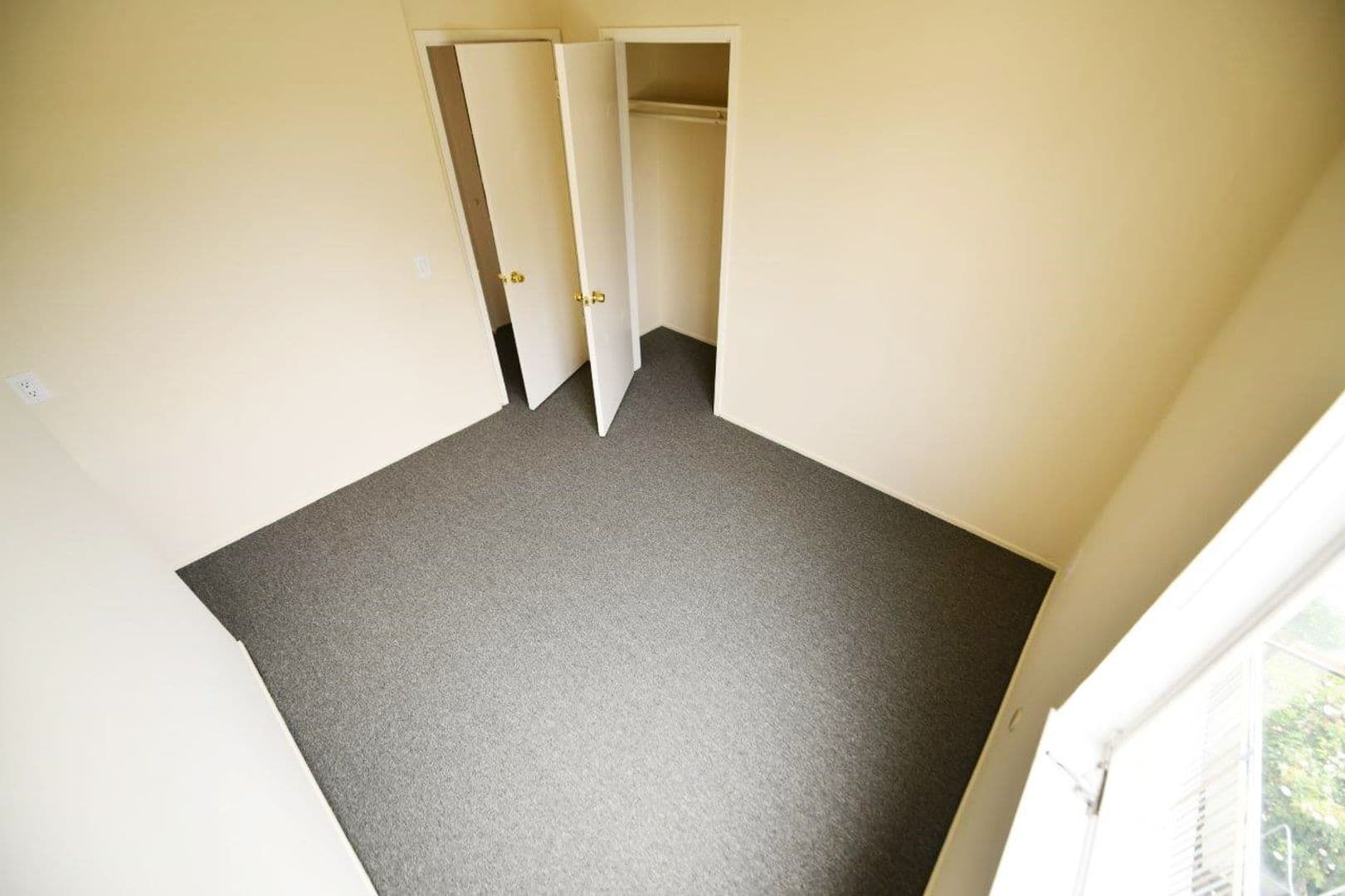 Berkeley Apartment: 2430 Dwight Way/2550 Telegraph Avenue