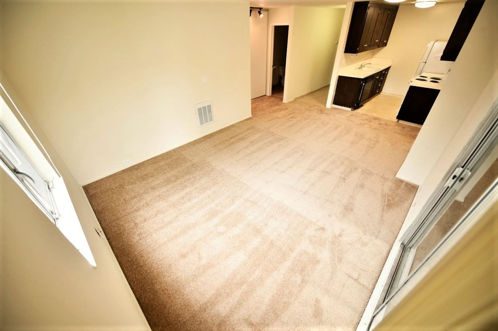 Berkeley Apartment: 2310 Piedmont Avenue