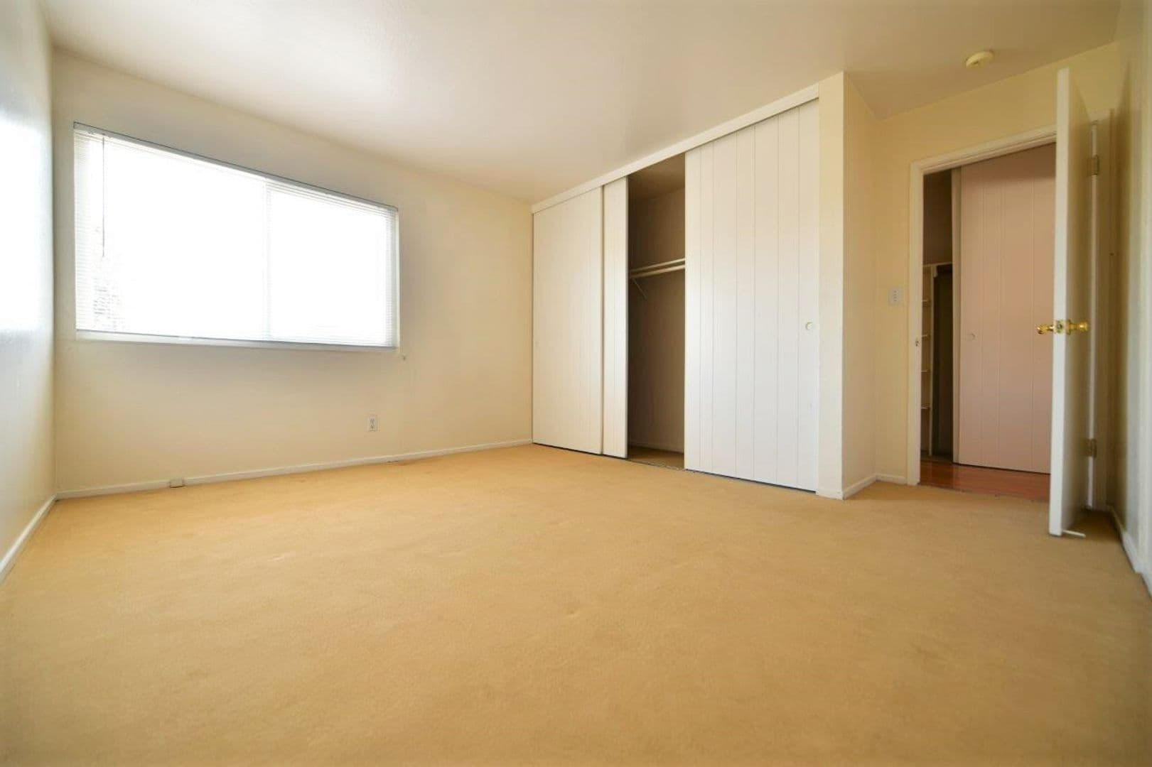 Oakland Apartment: 434 E. 17th Street
