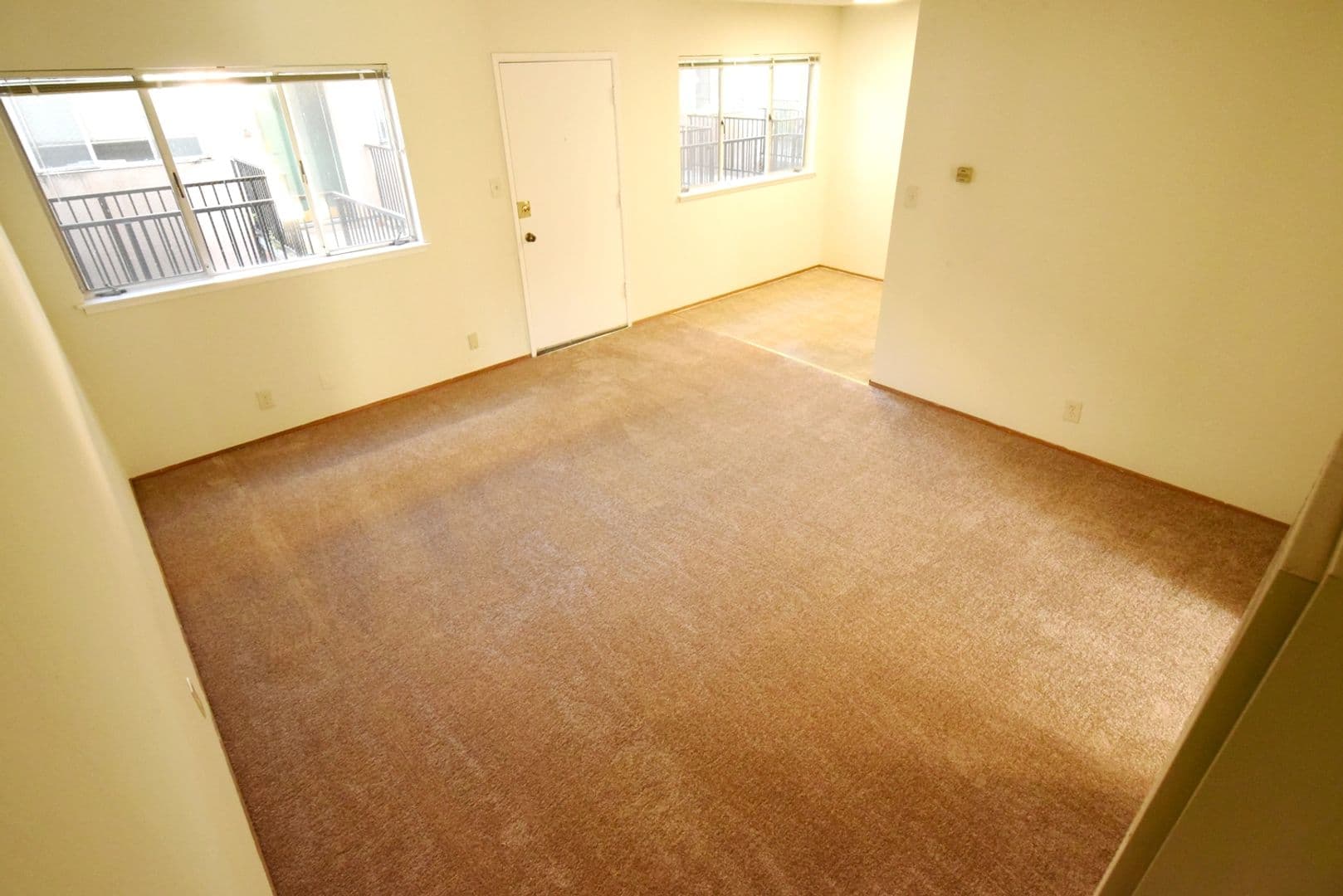 Berkeley Apartment: 1921 Francisco Street