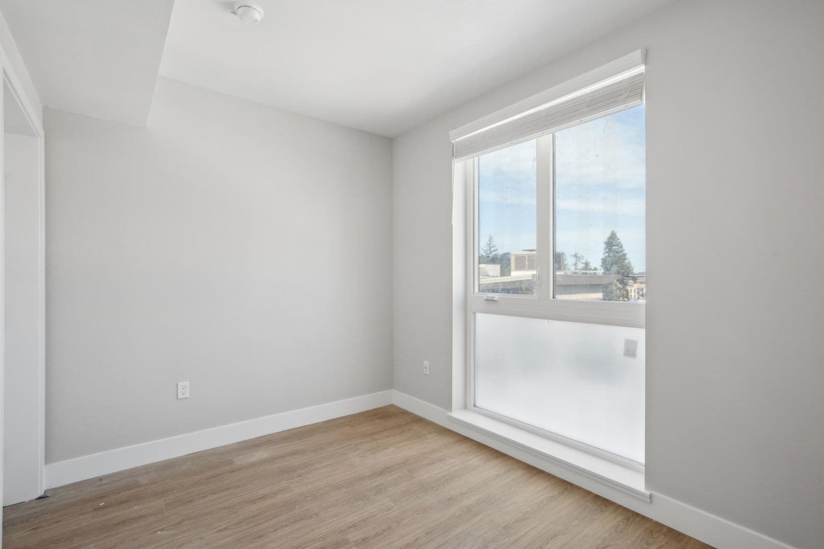 Berkeley Apartment: 2480 Bancroft Way