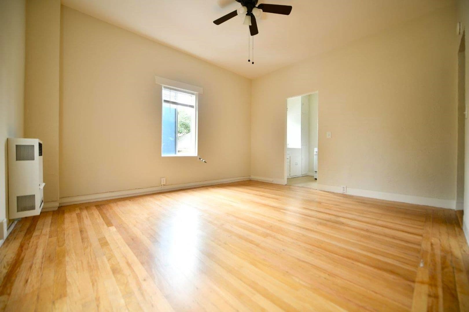 Martinez Apartment: 1131 Pine Street