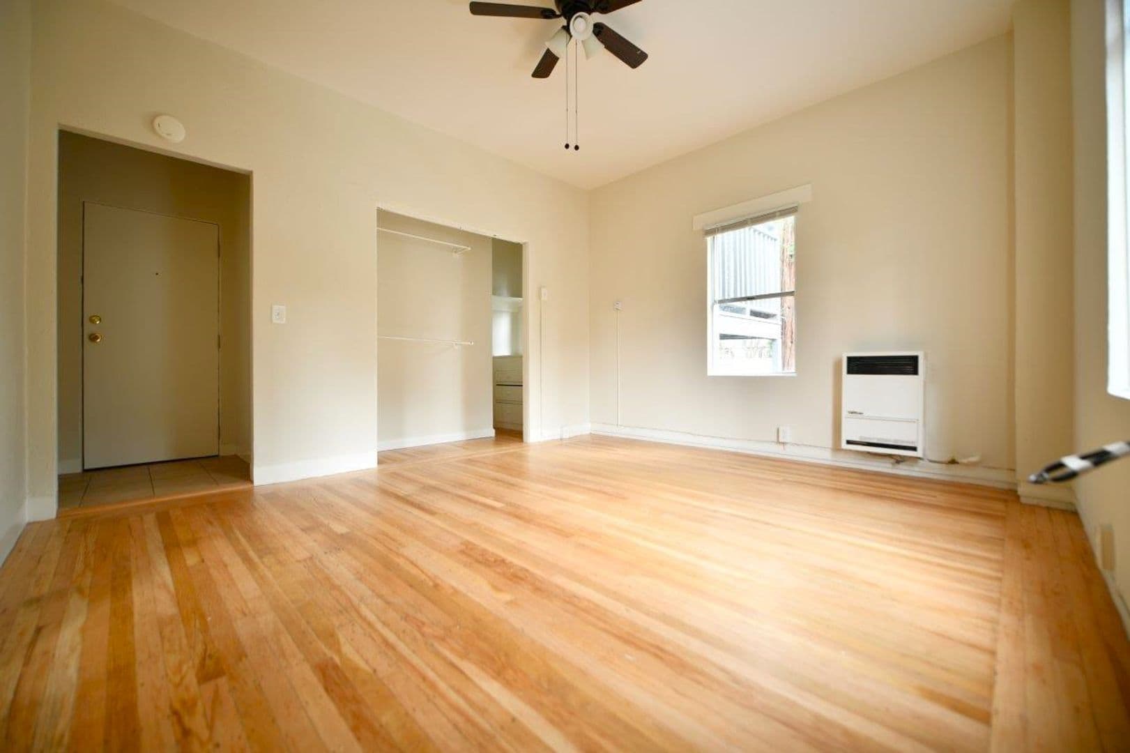 Martinez Apartment: 1131 Pine Street