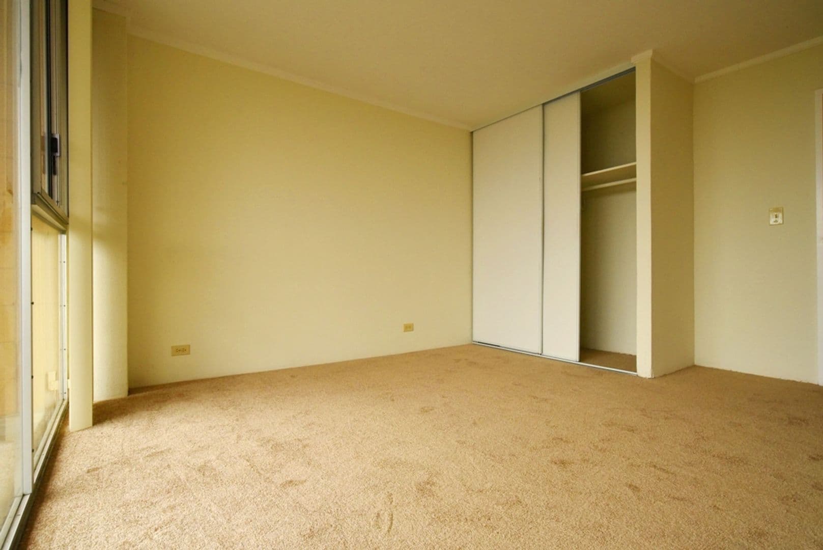 Berkeley Apartment: 2525 Stuart Street