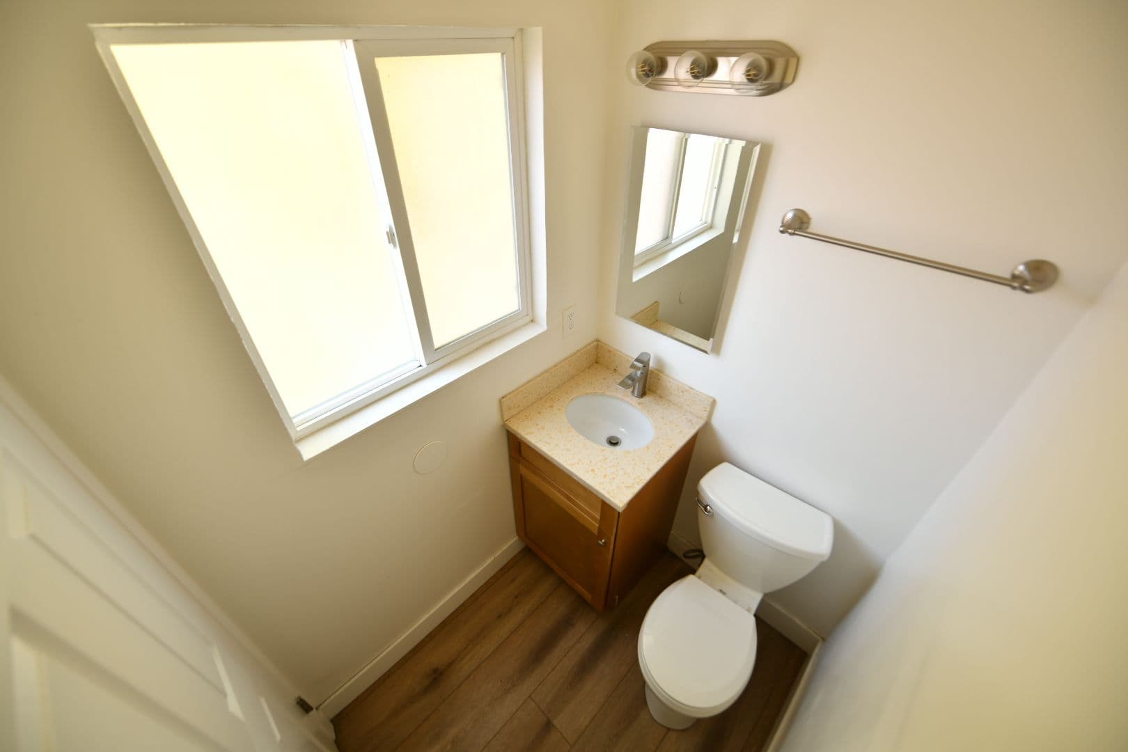 Berkeley Apartment: 2514 College Avenue