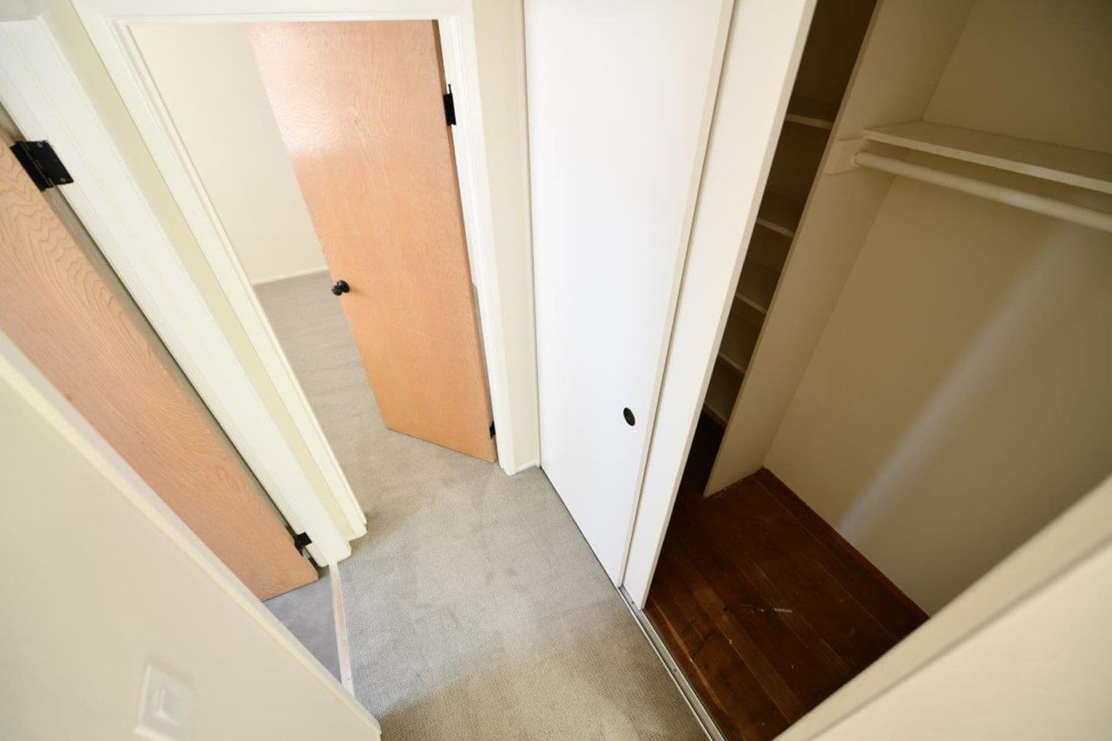 Oakland Apartment: 275 41st Street