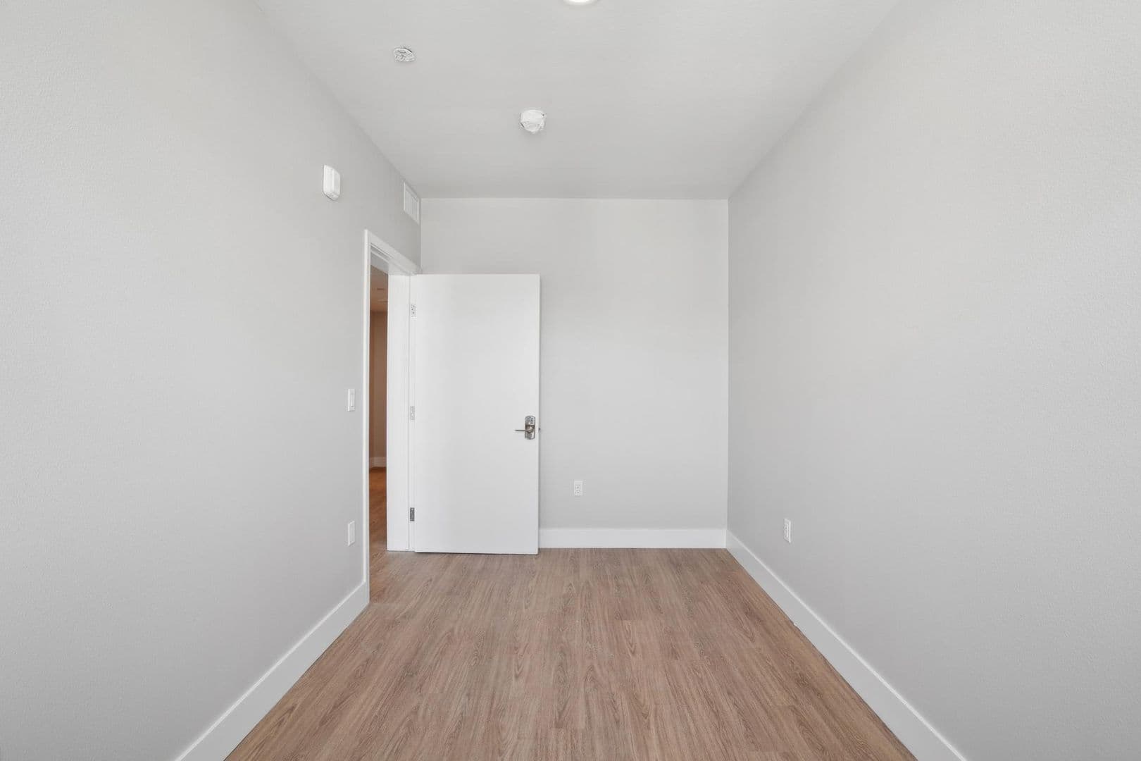 Berkeley Apartment: 2480 Bancroft Way