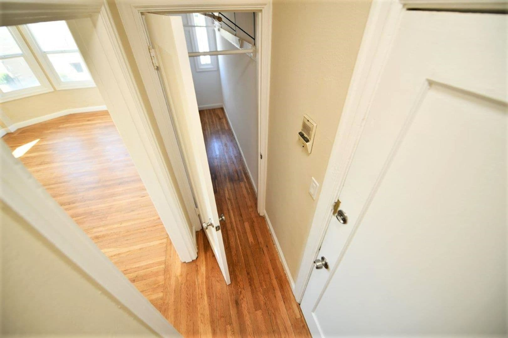 Oakland Apartment: 721 40th Street