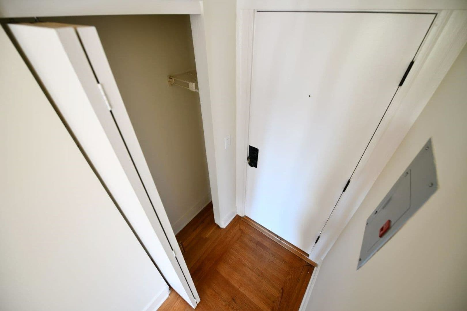 Oakland Apartment: 1458 Madison Street