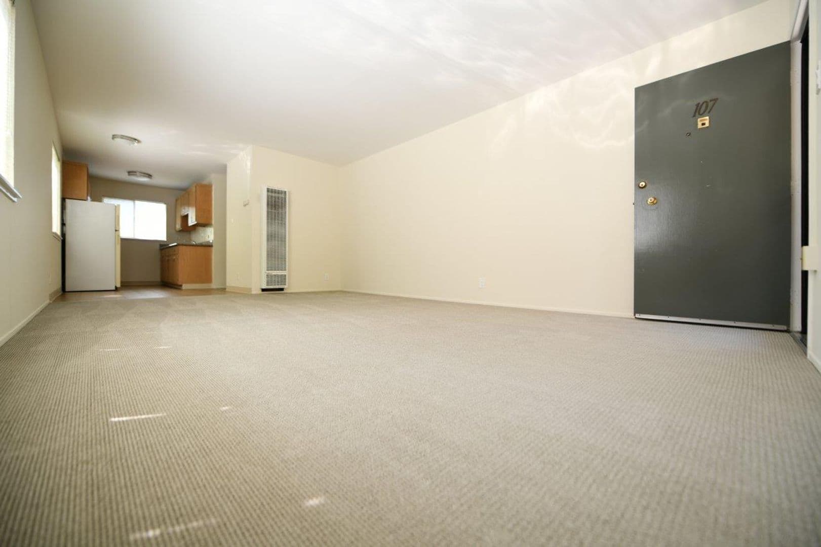 Oakland Apartment: 275 41st Street
