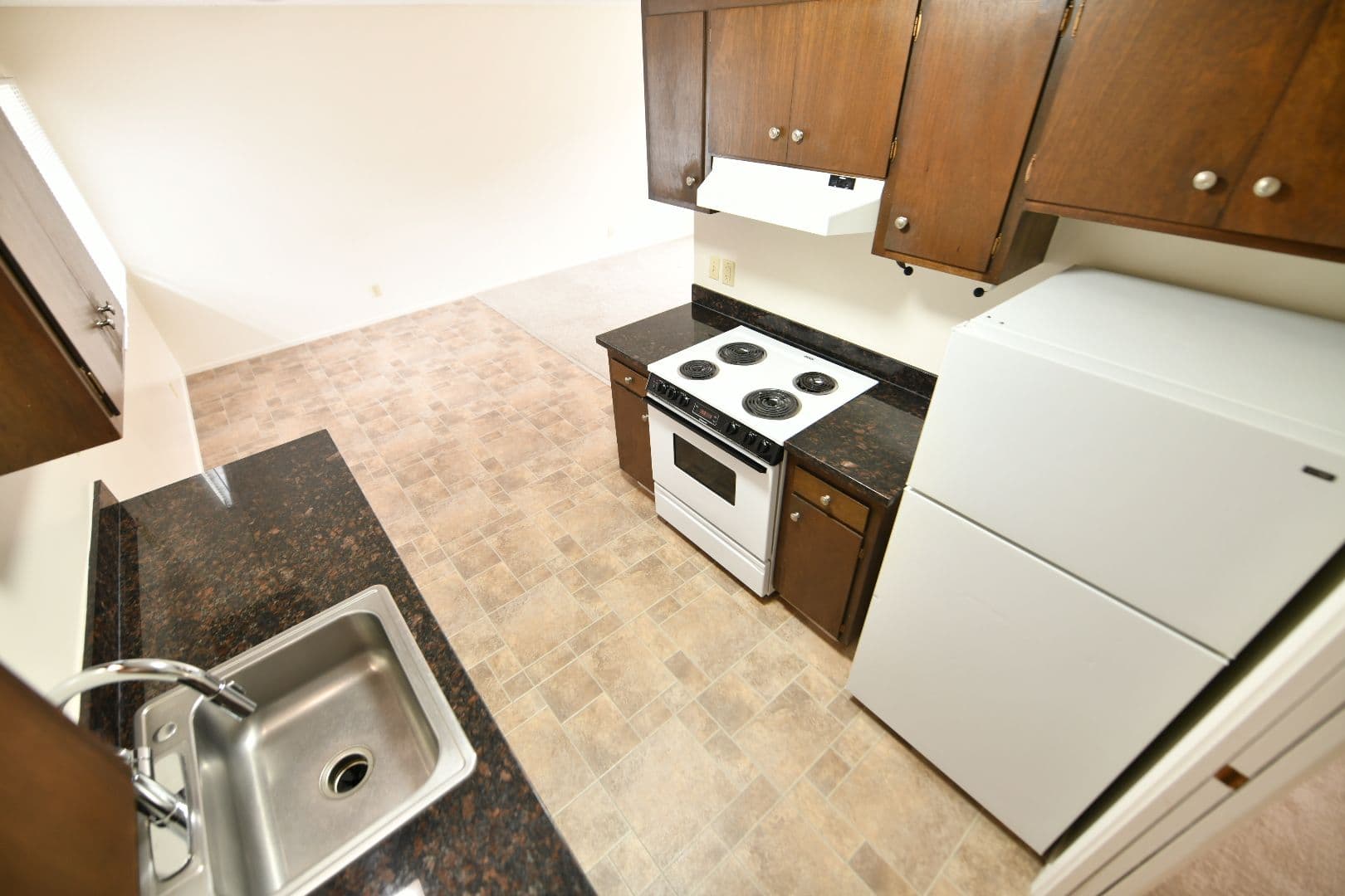 Berkeley Apartment: 2725 Haste Street