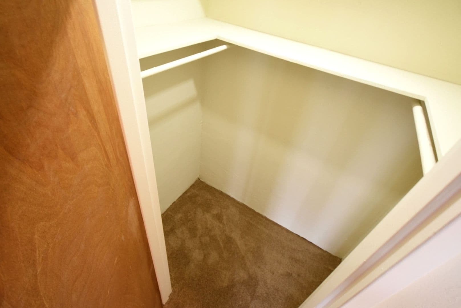 Berkeley Apartment: 2525 Stuart Street