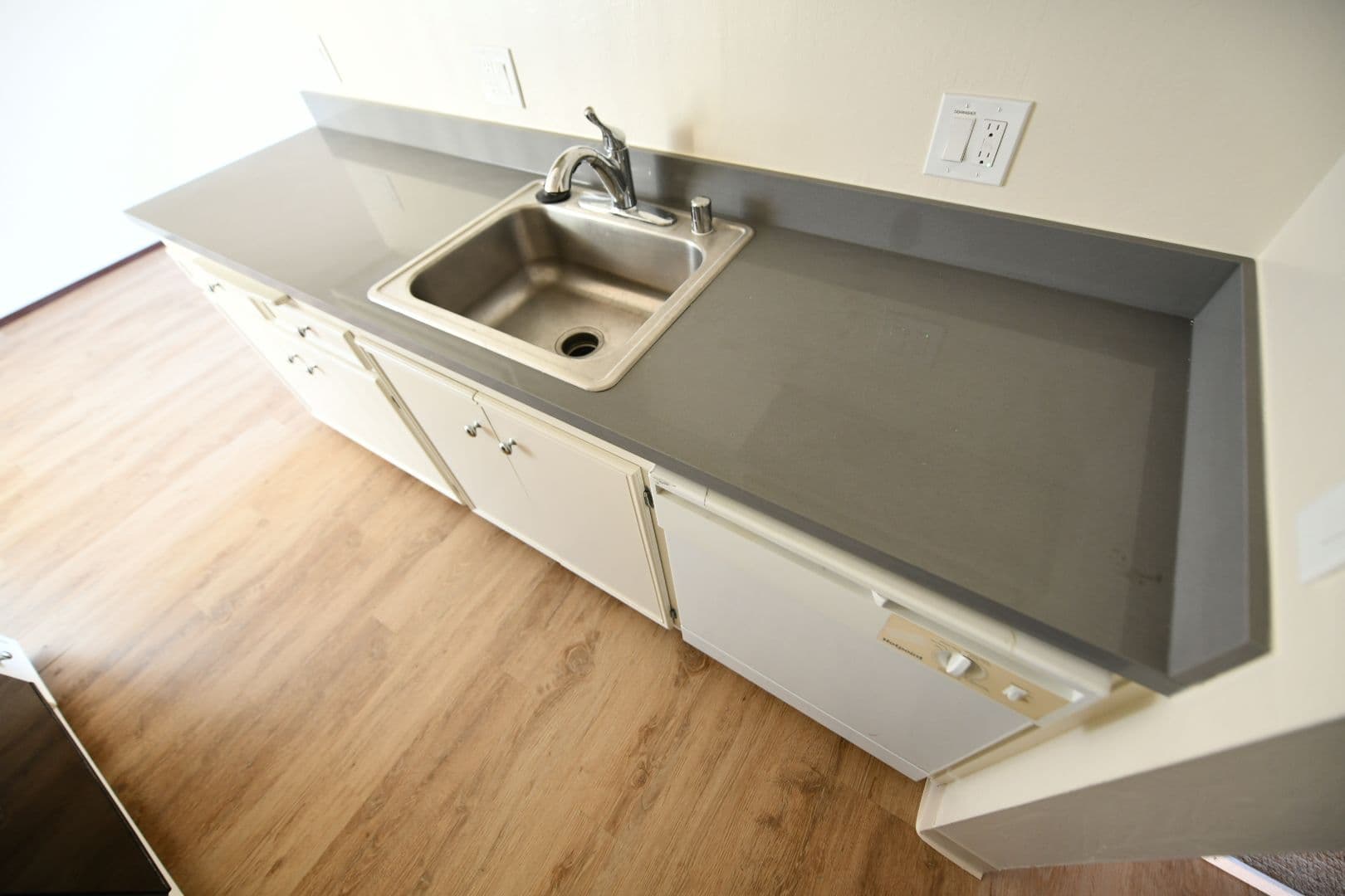 San Leandro Apartment: 65 Thornton Street