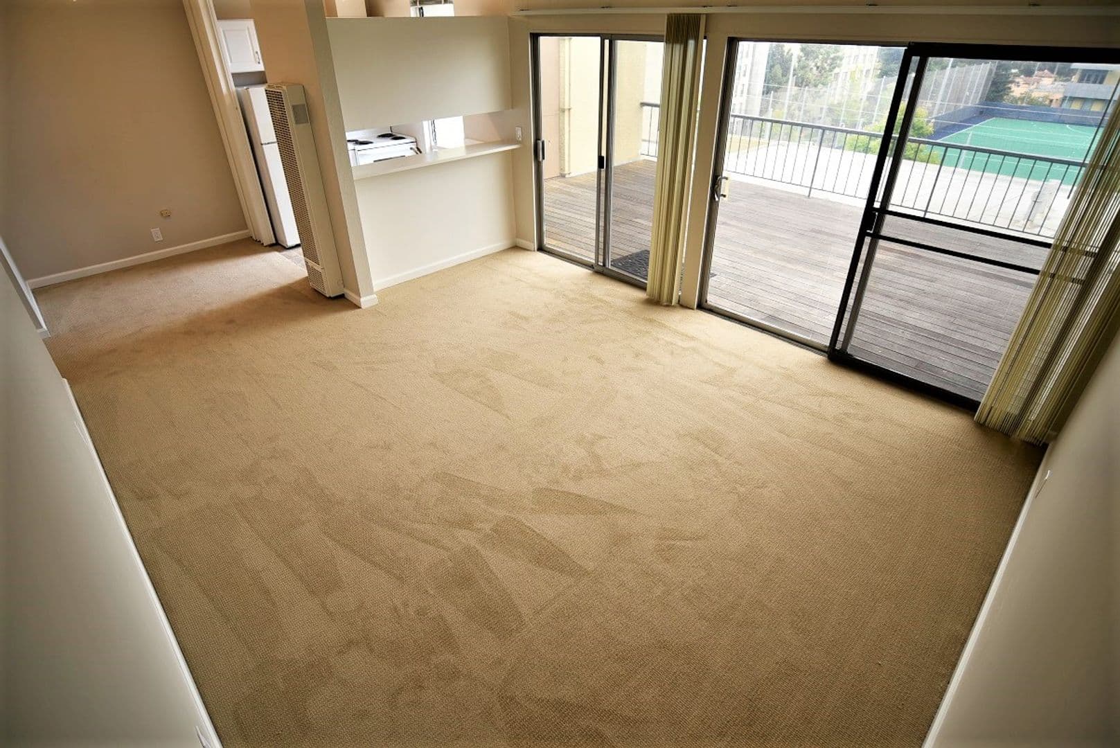 Berkeley Apartment: 2415 College Avenue