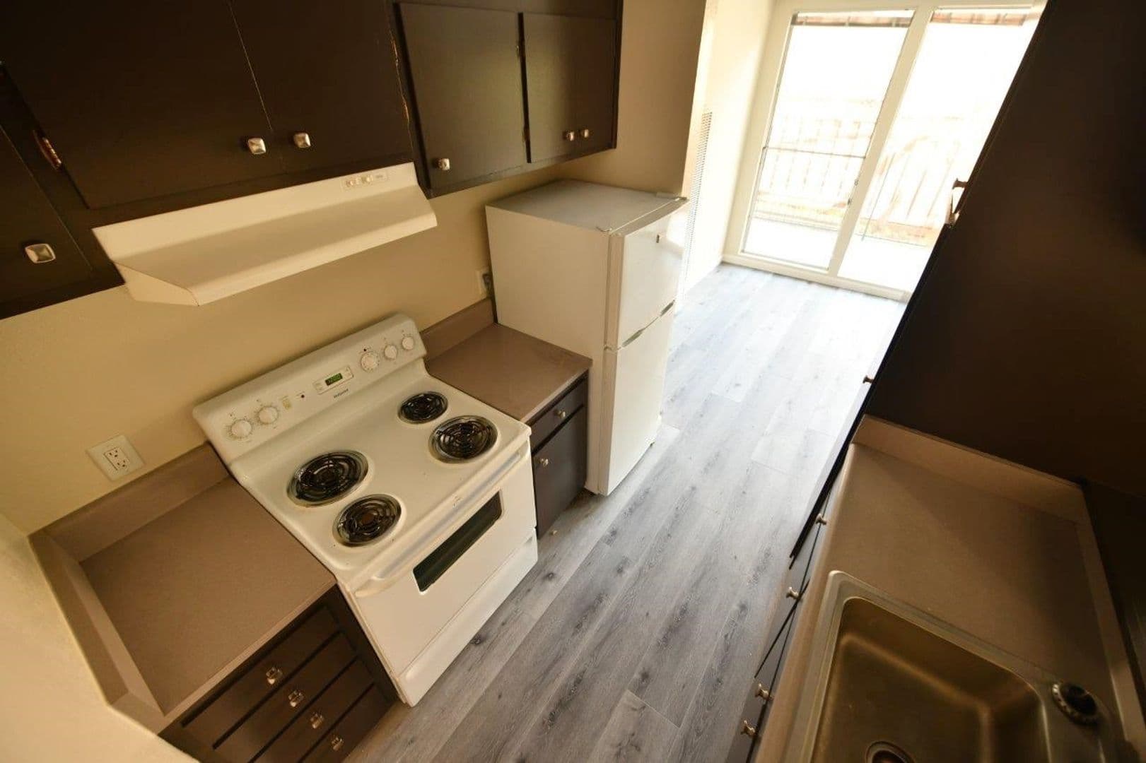 Berkeley Apartment: 2415 College Avenue