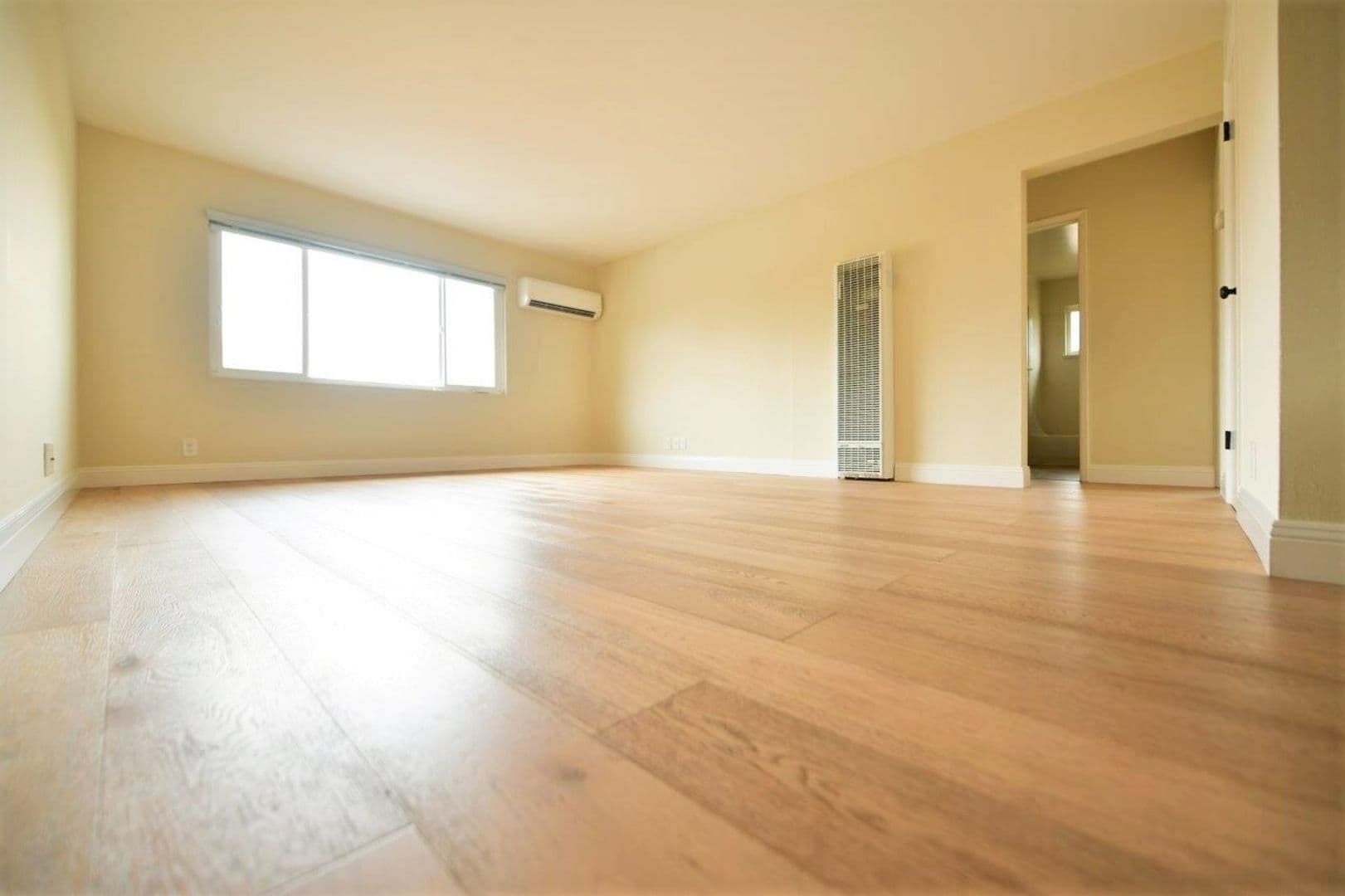 Danville Apartment: 201 W. Prospect Avenue