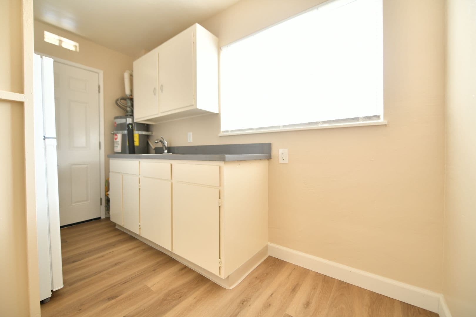 Berkeley Apartment: 3053 Dohr Street