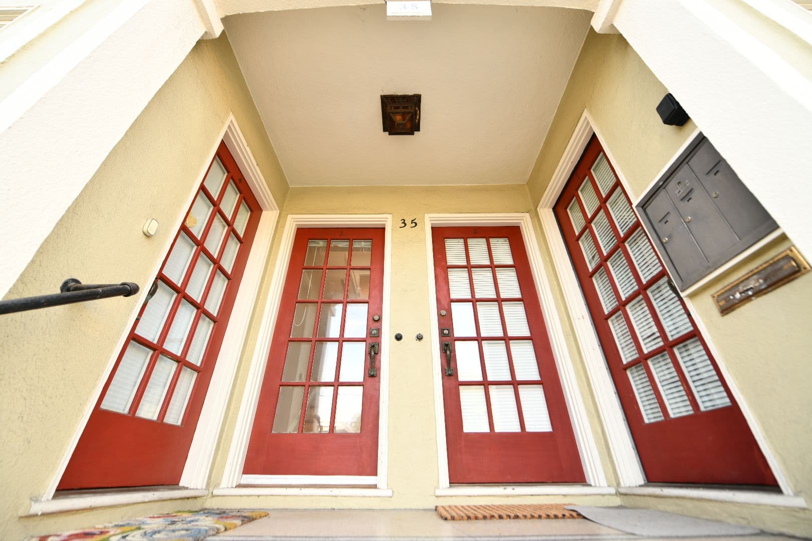 Oakland Apartment: 33-35 Yosemite Avenue