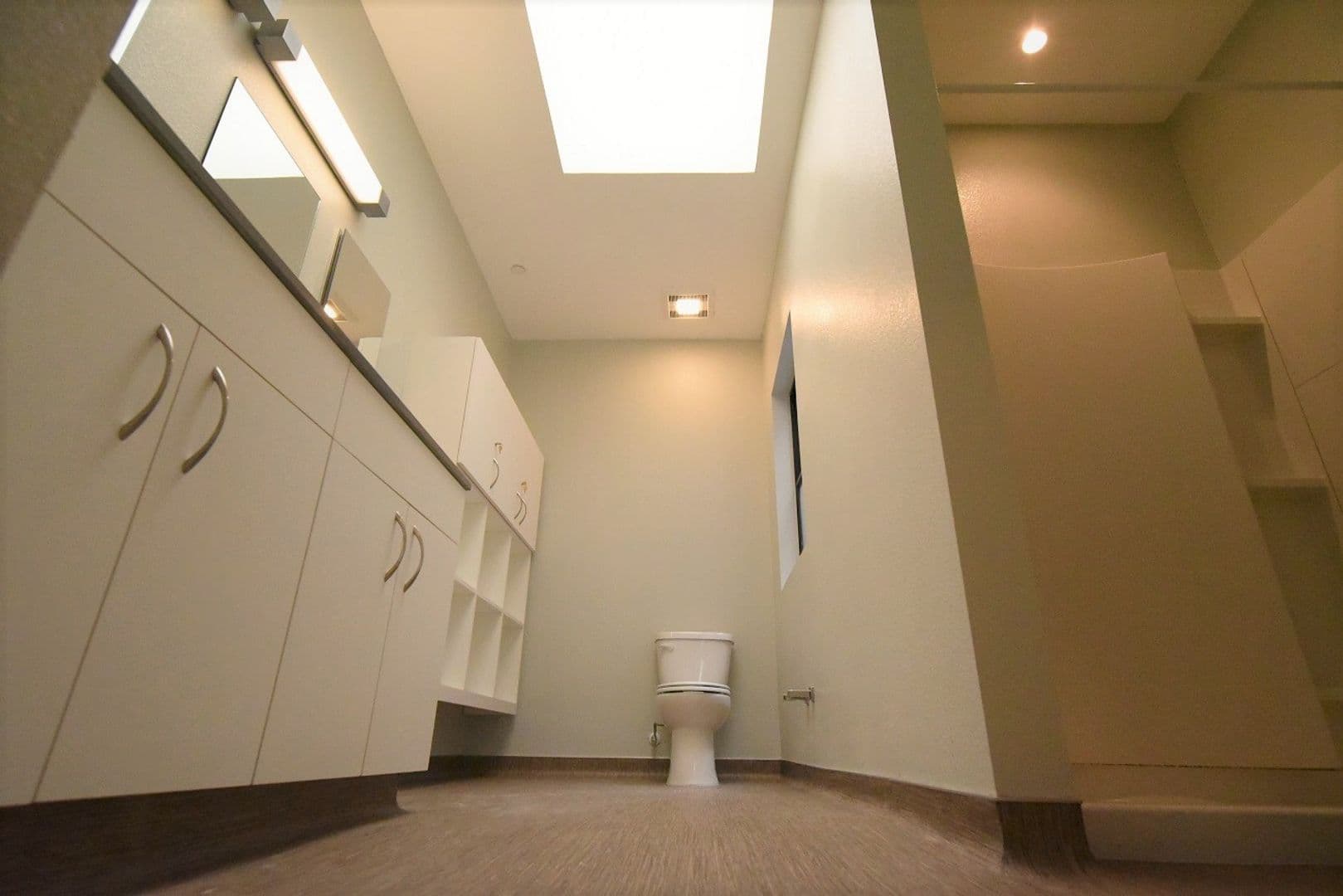Berkeley Apartment: 2532 Durant Avenue