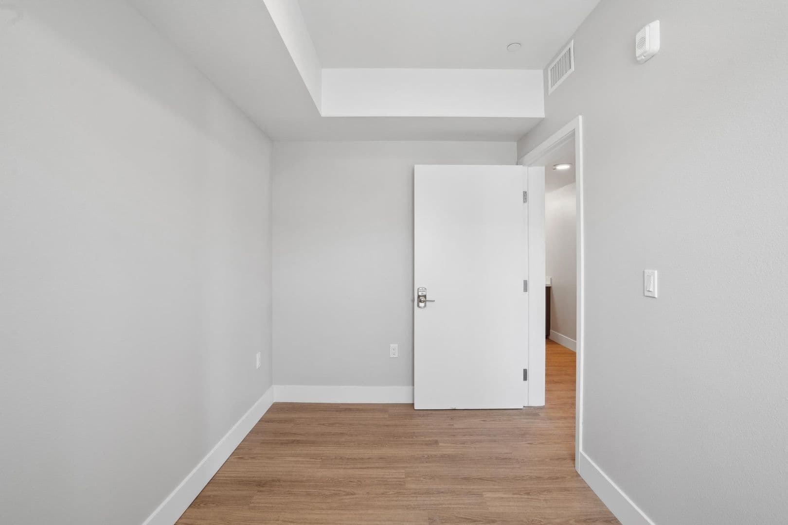 Berkeley Apartment: 2480 Bancroft Way
