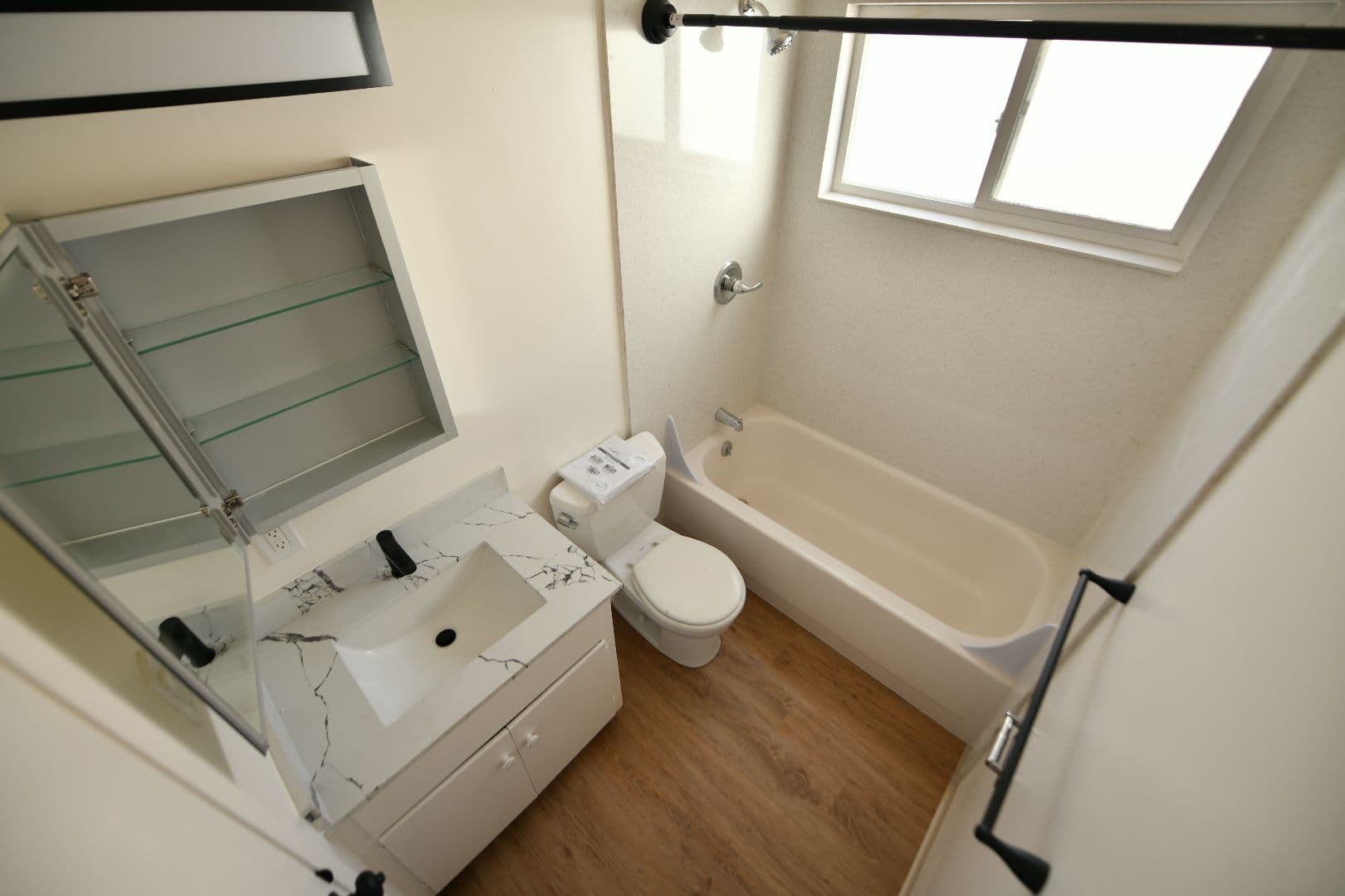 Berkeley Apartment: 2418 Dwight Way