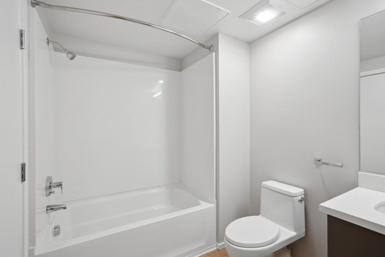 Berkeley Apartment: 2480 Bancroft Way