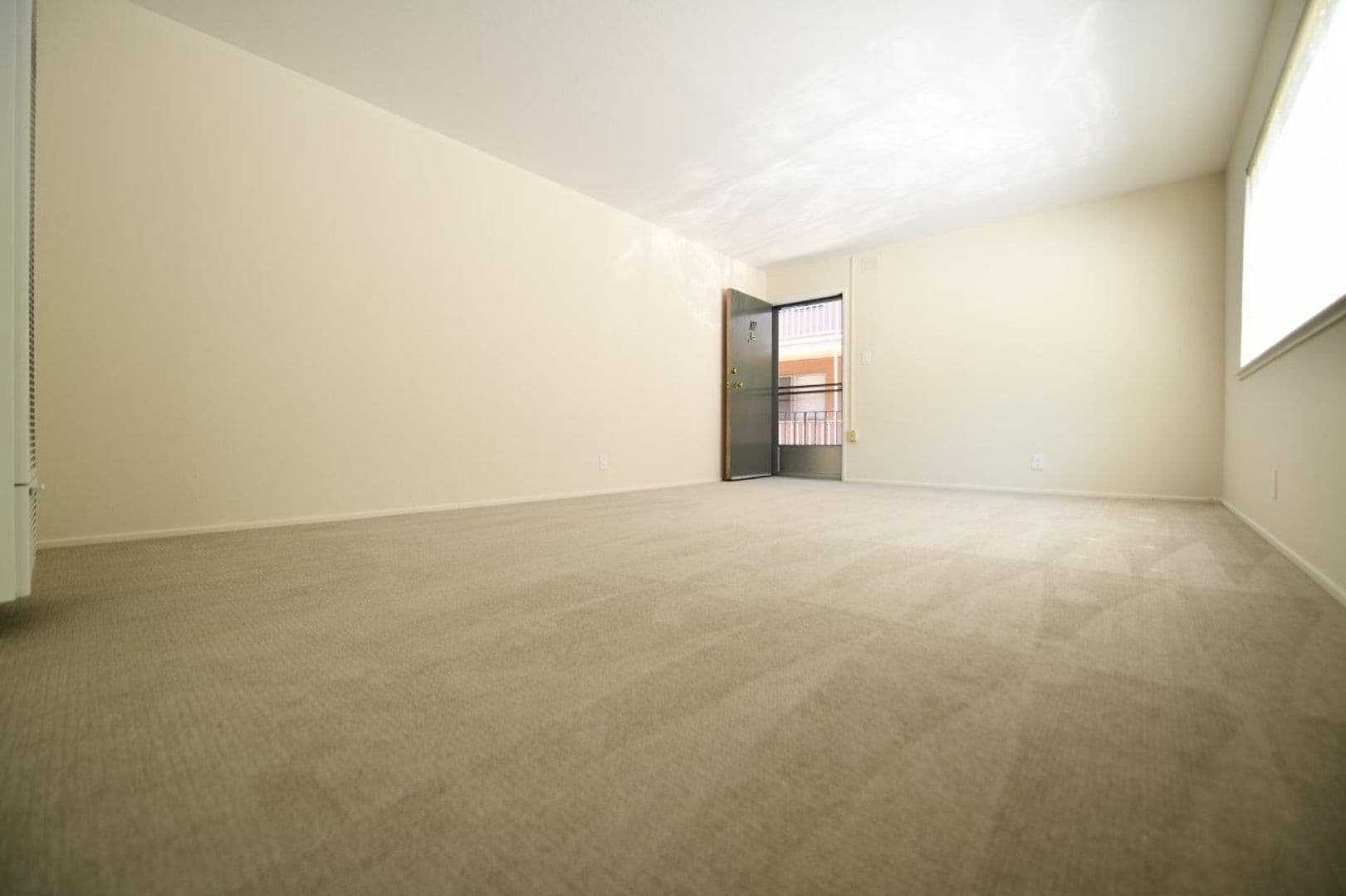 Oakland Apartment: 275 41st Street