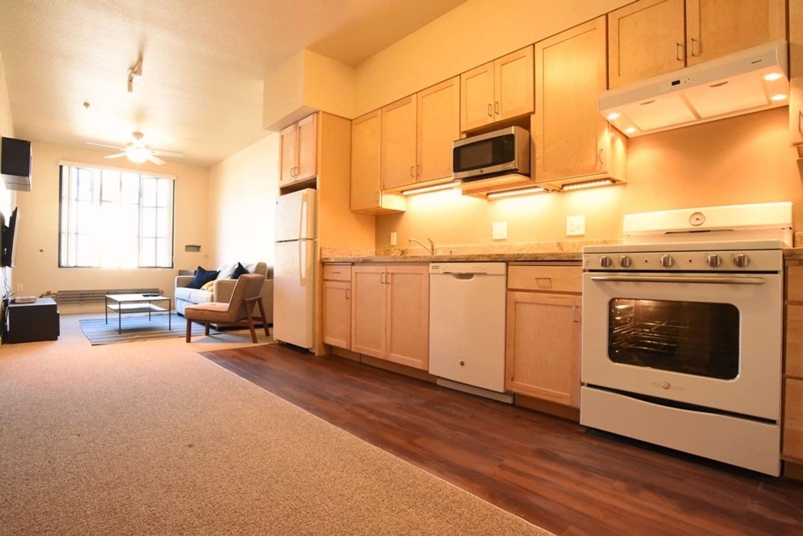 Berkeley Apartment: 2526 Durant Avenue