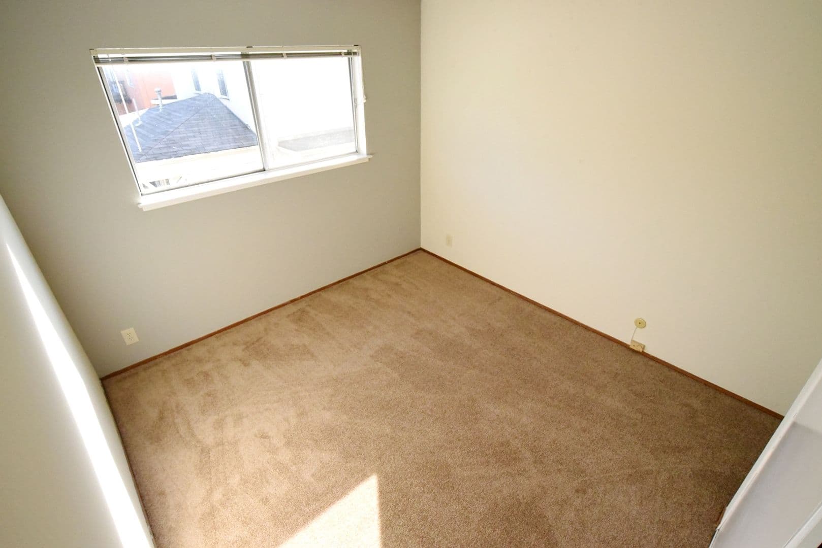 Berkeley Apartment: 1921 Francisco Street