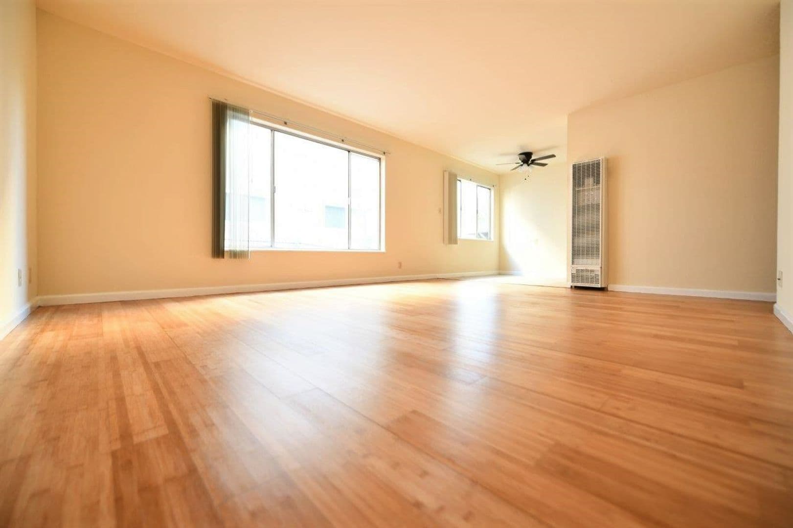 Oakland Apartment: 398 Euclid Avenue