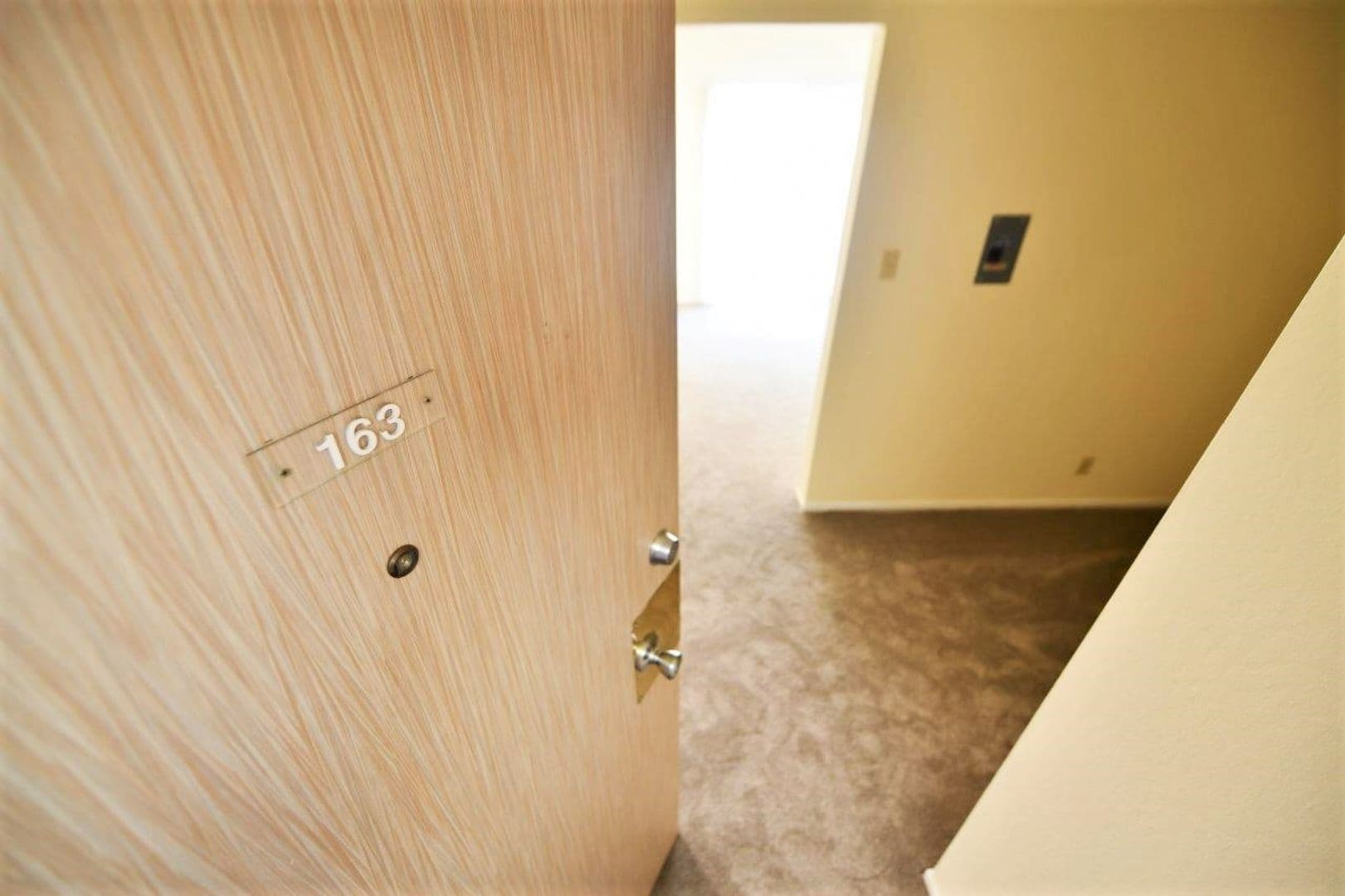Oakland Apartment: 2801 Summit Street