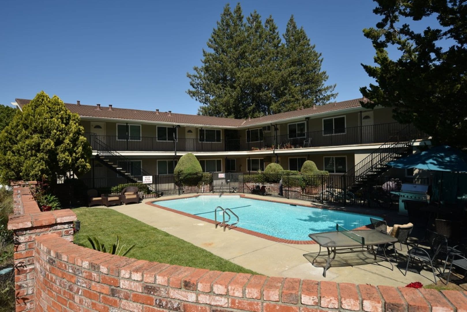 Danville Apartment: 201 W. Prospect Avenue