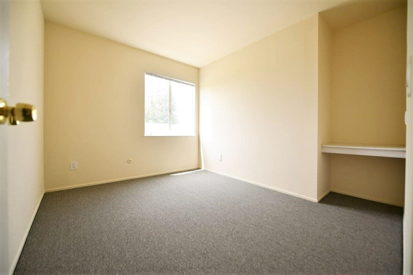 Berkeley Apartment: 2430 Dwight Way/2550 Telegraph Avenue