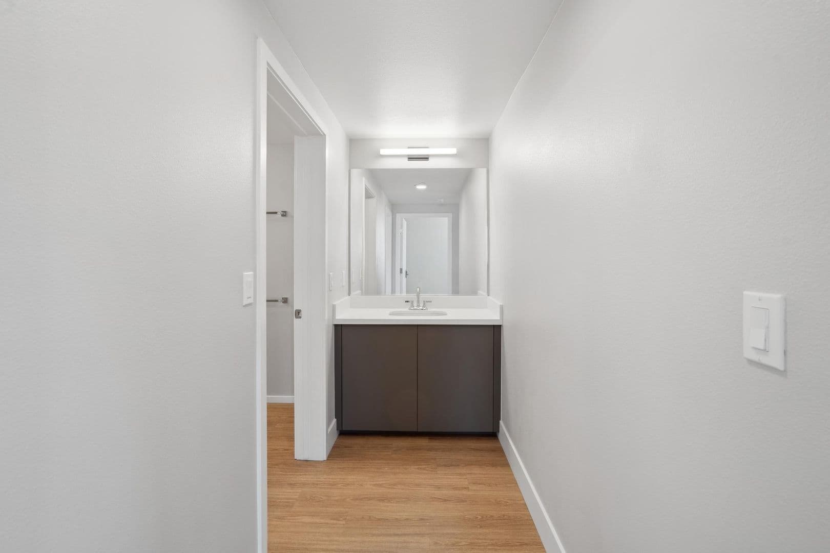 Berkeley Apartment: 2480 Bancroft Way