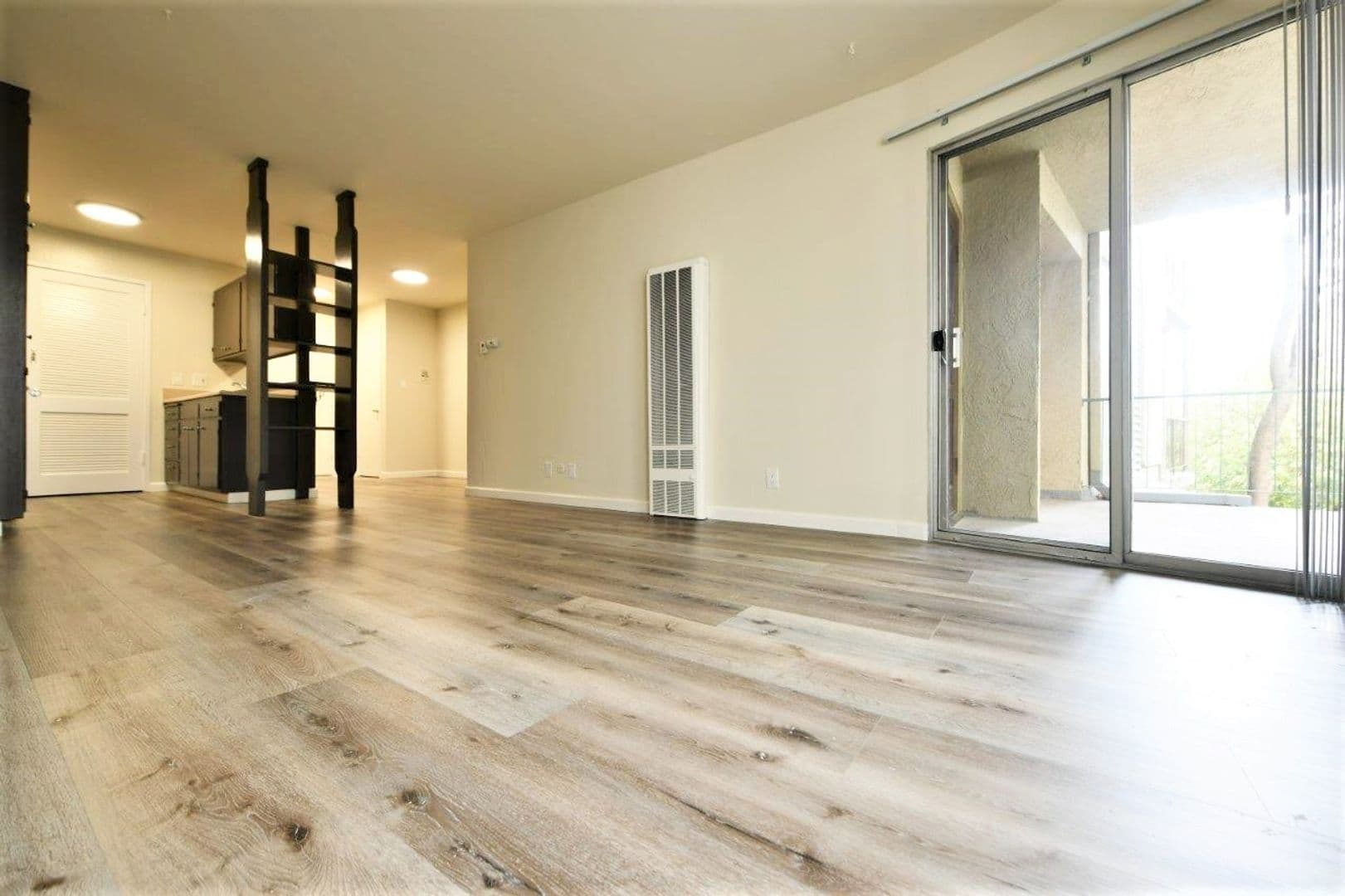 Berkeley Apartment: 2415 College Avenue
